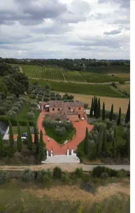 Breathtaking Villa W/Jacuzzi Tuscany Montepulciano Valiano