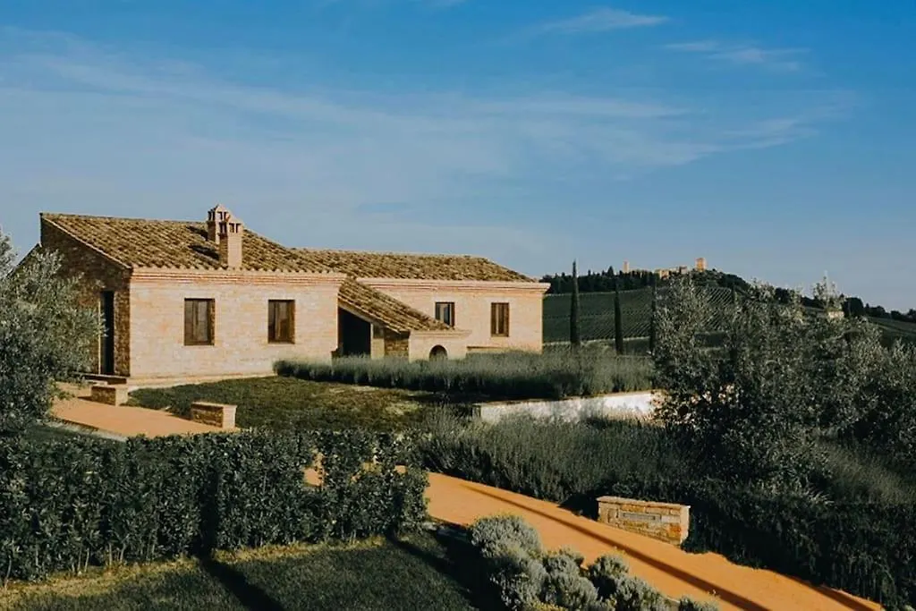 Breathtaking Villa W/Jacuzzi Tuscany Montepulciano Valiano Italy